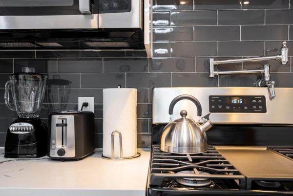 Cute Cozy House Close To Major Sporting Events And Restaurants 休斯敦 外观 照片