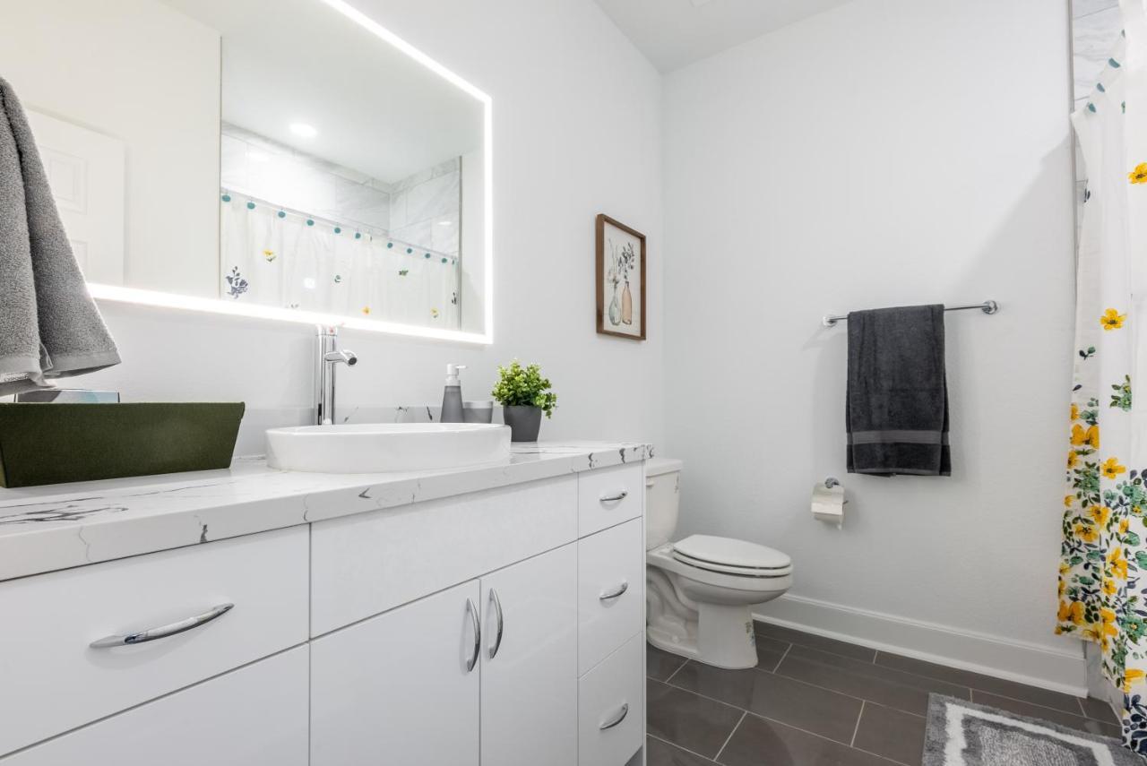 Cute Cozy House Close To Major Sporting Events And Restaurants 休斯敦 外观 照片
